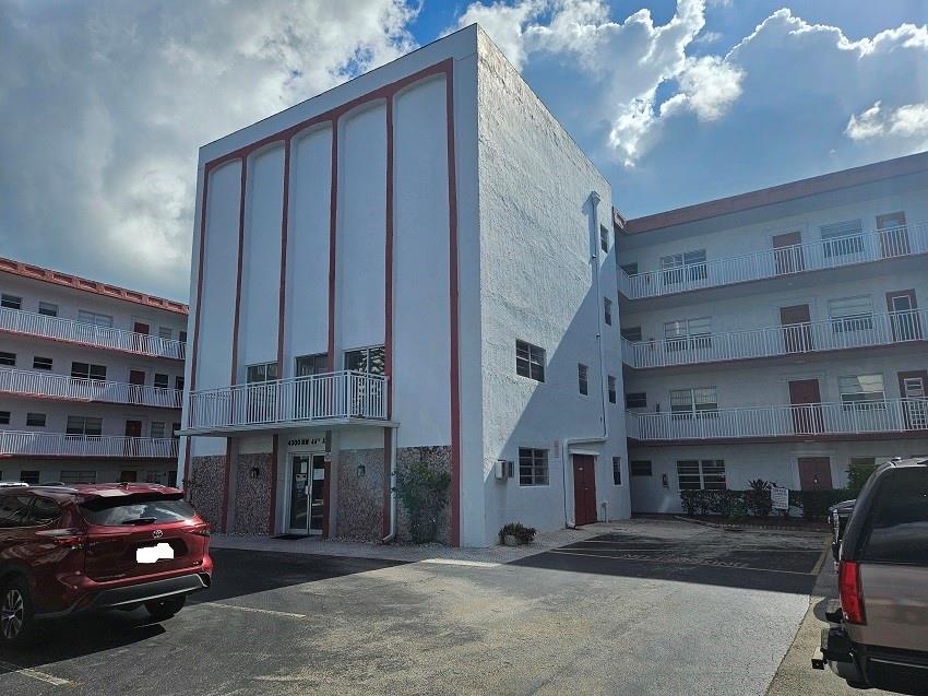 4000 NW 44 Ave 210
