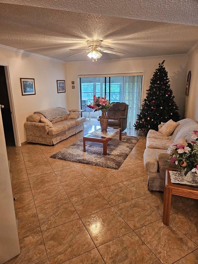 SAPPHIRE CONDO - Residential