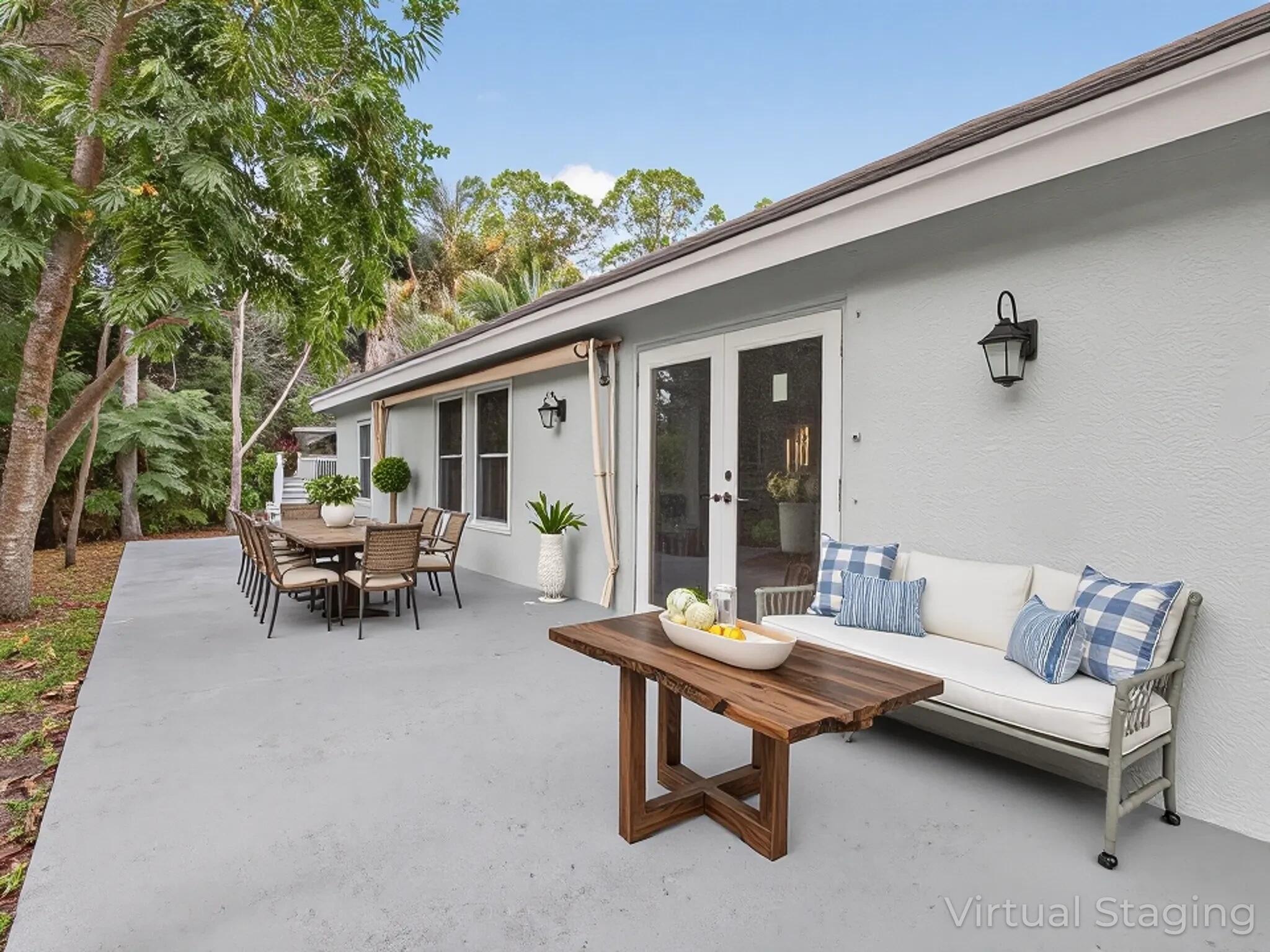 24-42-40~ S 243.6 FT OF N - Residential