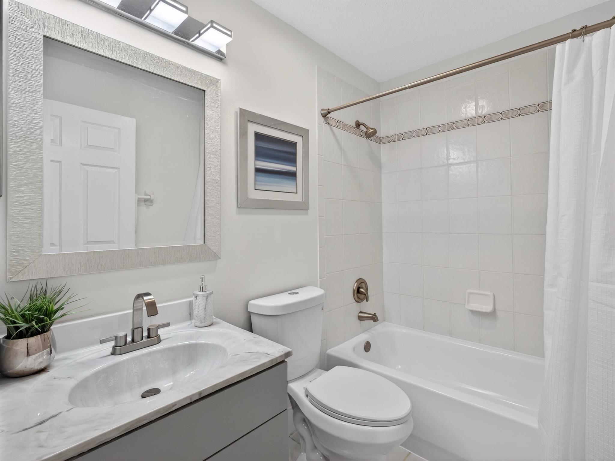 24-42-40~ S 243.6 FT OF N - Residential