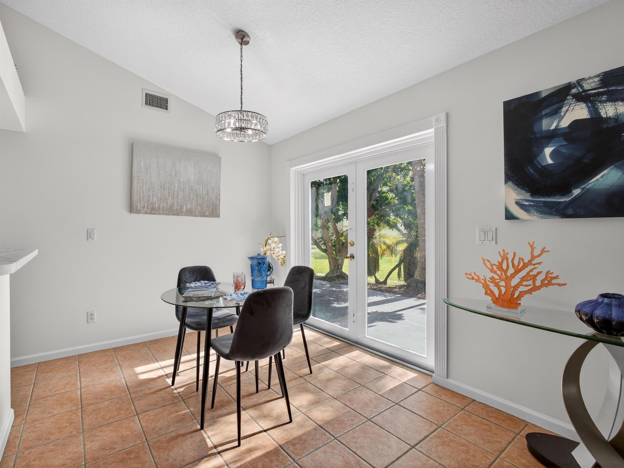 24-42-40~ S 243.6 FT OF N - Residential