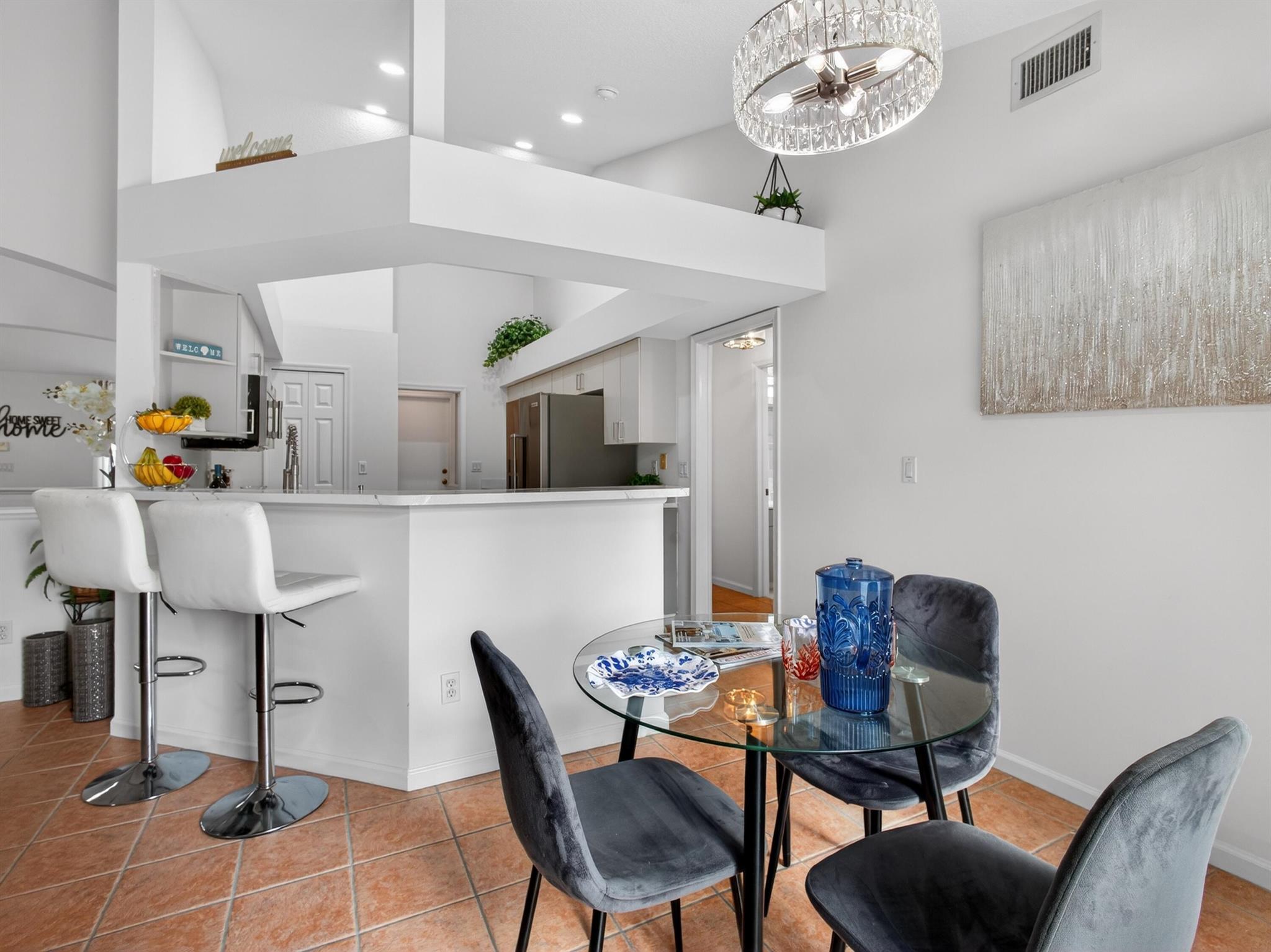 24-42-40~ S 243.6 FT OF N - Residential