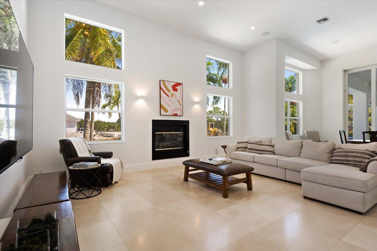 PALM BEACH POINT - Residential Lease