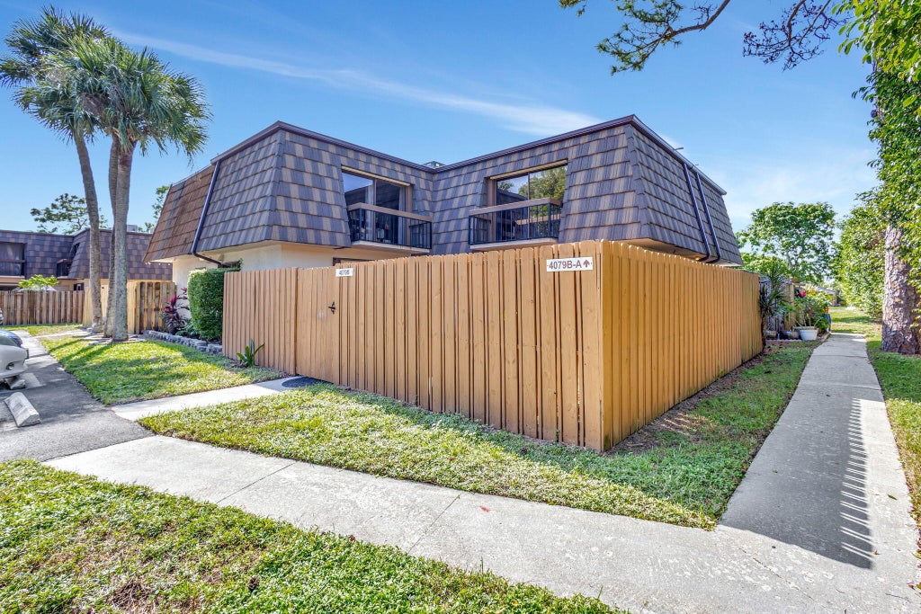 Photo of 4079 Palm Bay Circle #B, West Palm Beach, FL 33406 (MLS # R11032655)