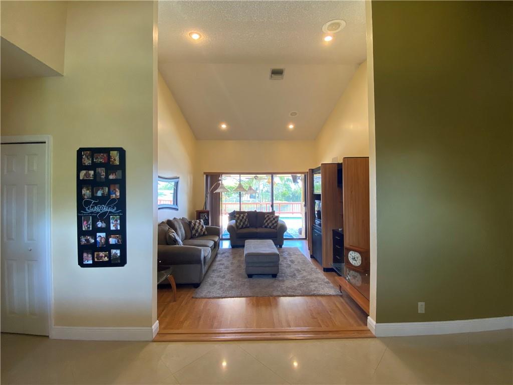 Jacaranda Prcl 274 132-8 - Residential