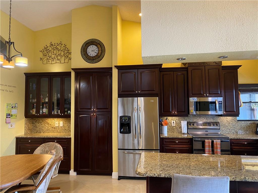 Jacaranda Prcl 274 132-8 - Residential