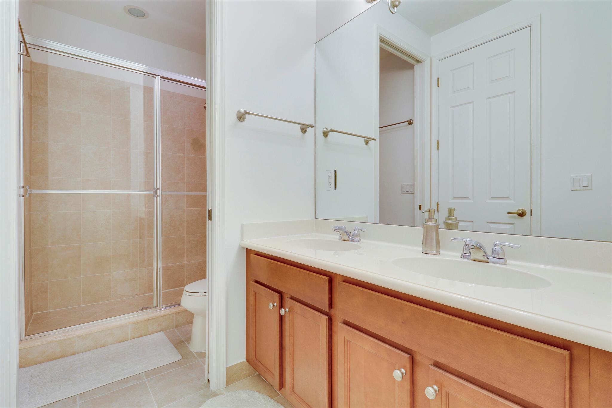 Hampton Cay - Residential