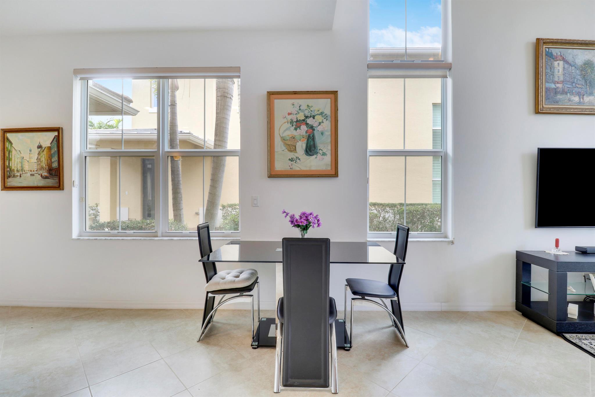 Hampton Cay - Residential