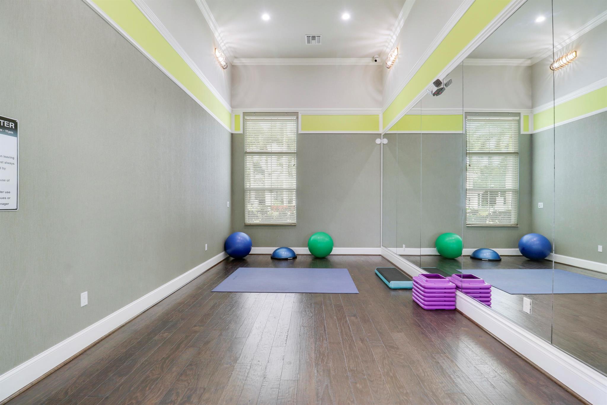 Hampton Cay - Residential