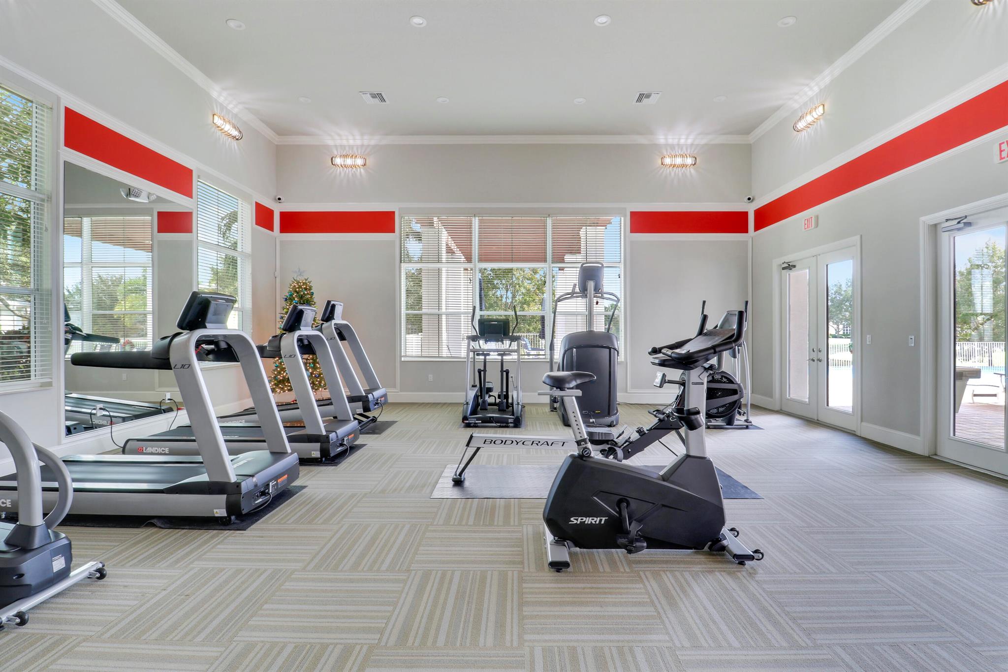 Hampton Cay - Residential