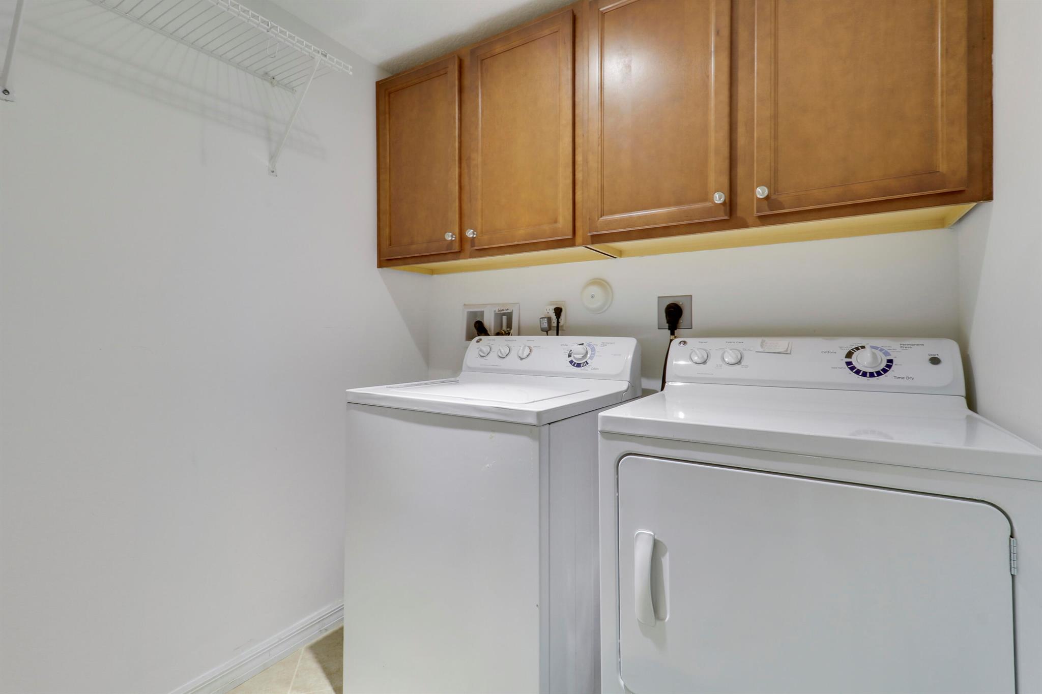 Hampton Cay - Residential