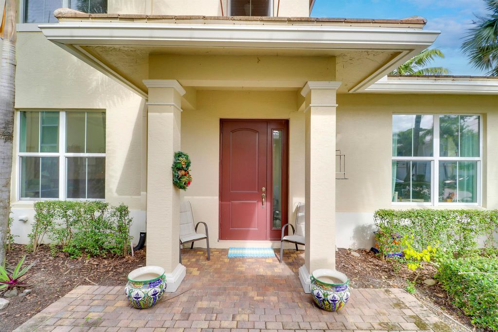 Photo of 1083 Piccadilly Drive, Palm Beach Gardens, FL 33418 (MLS # R11148326)