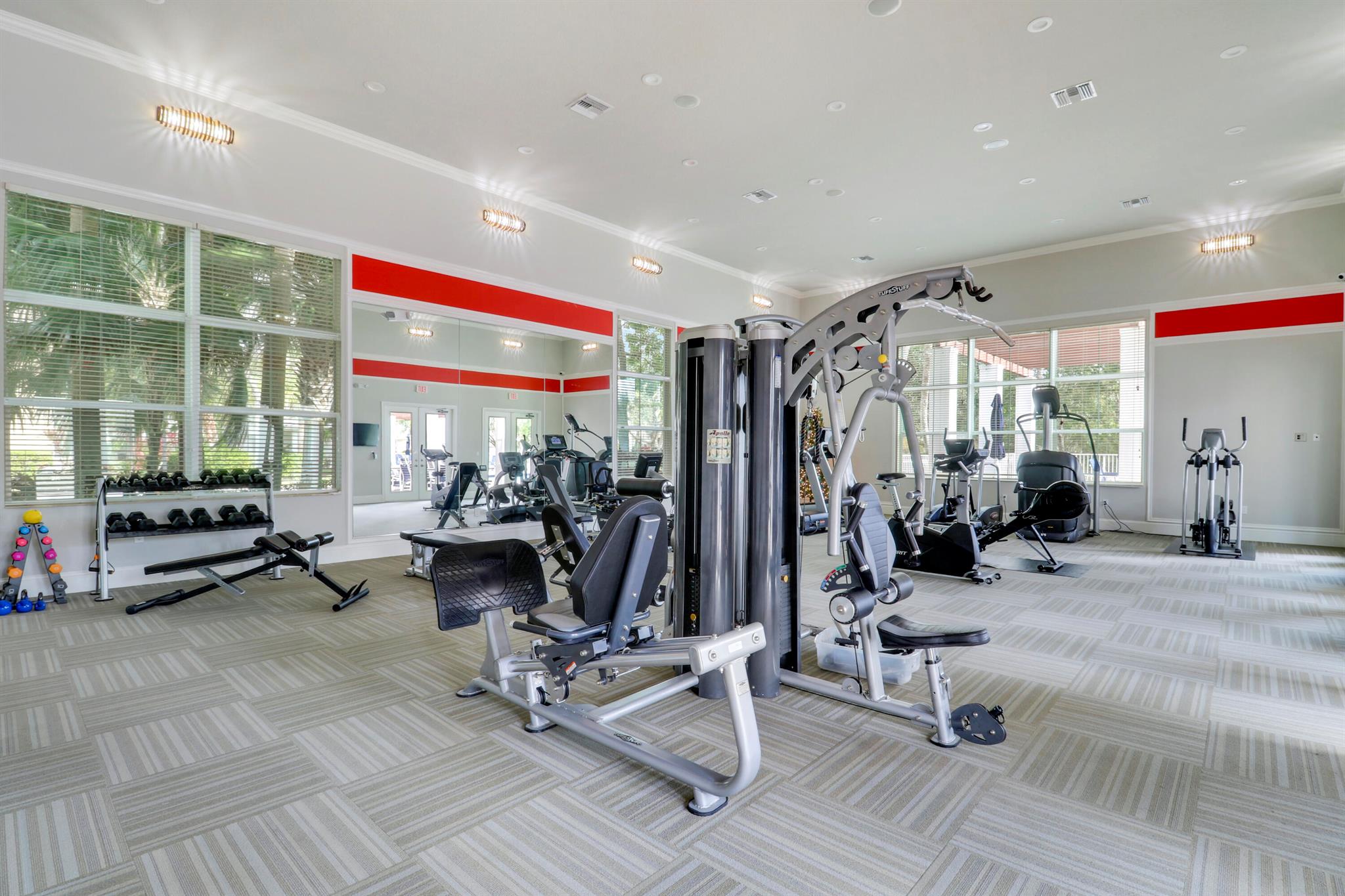 Hampton Cay - Residential