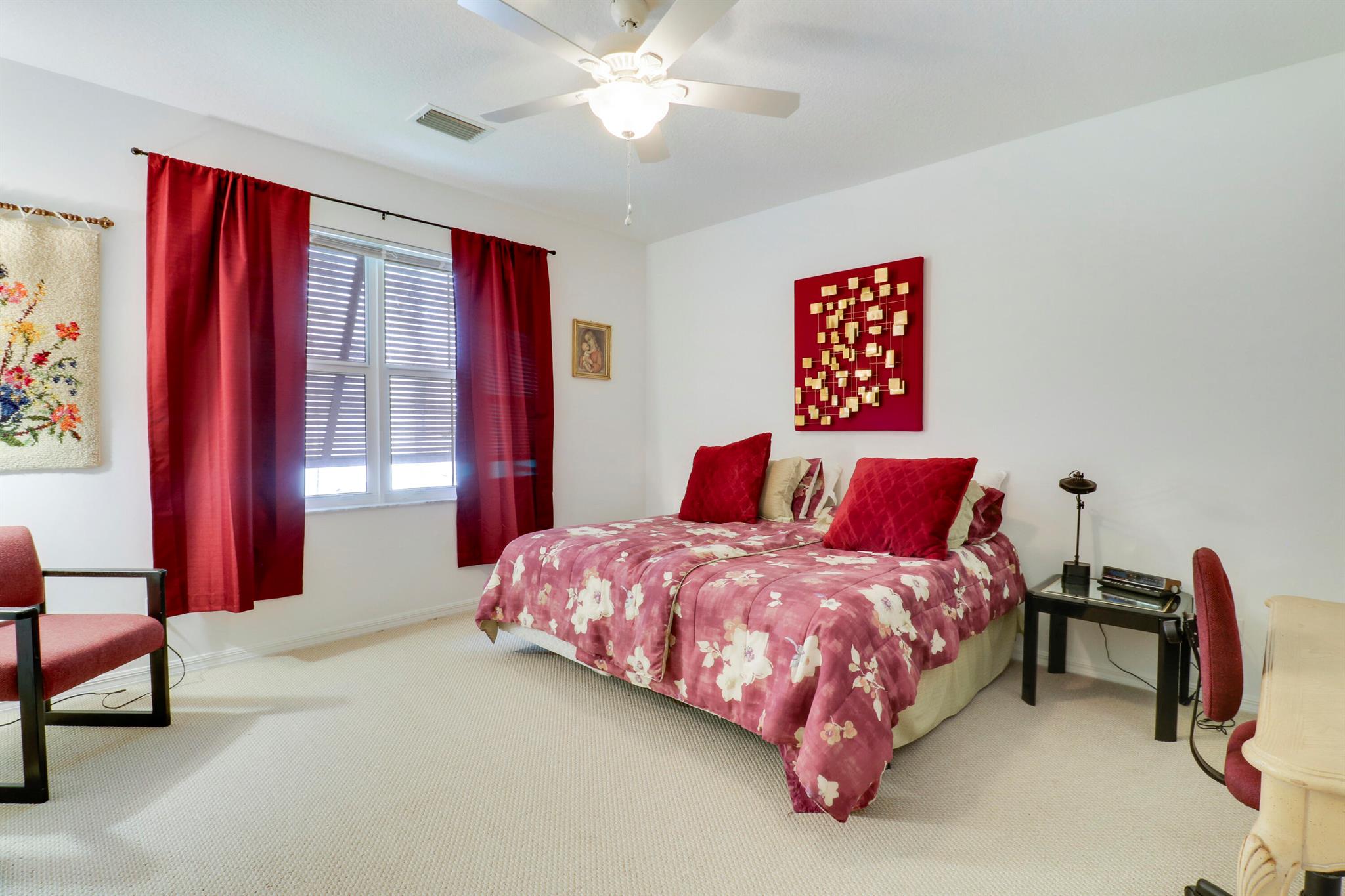 Hampton Cay - Residential