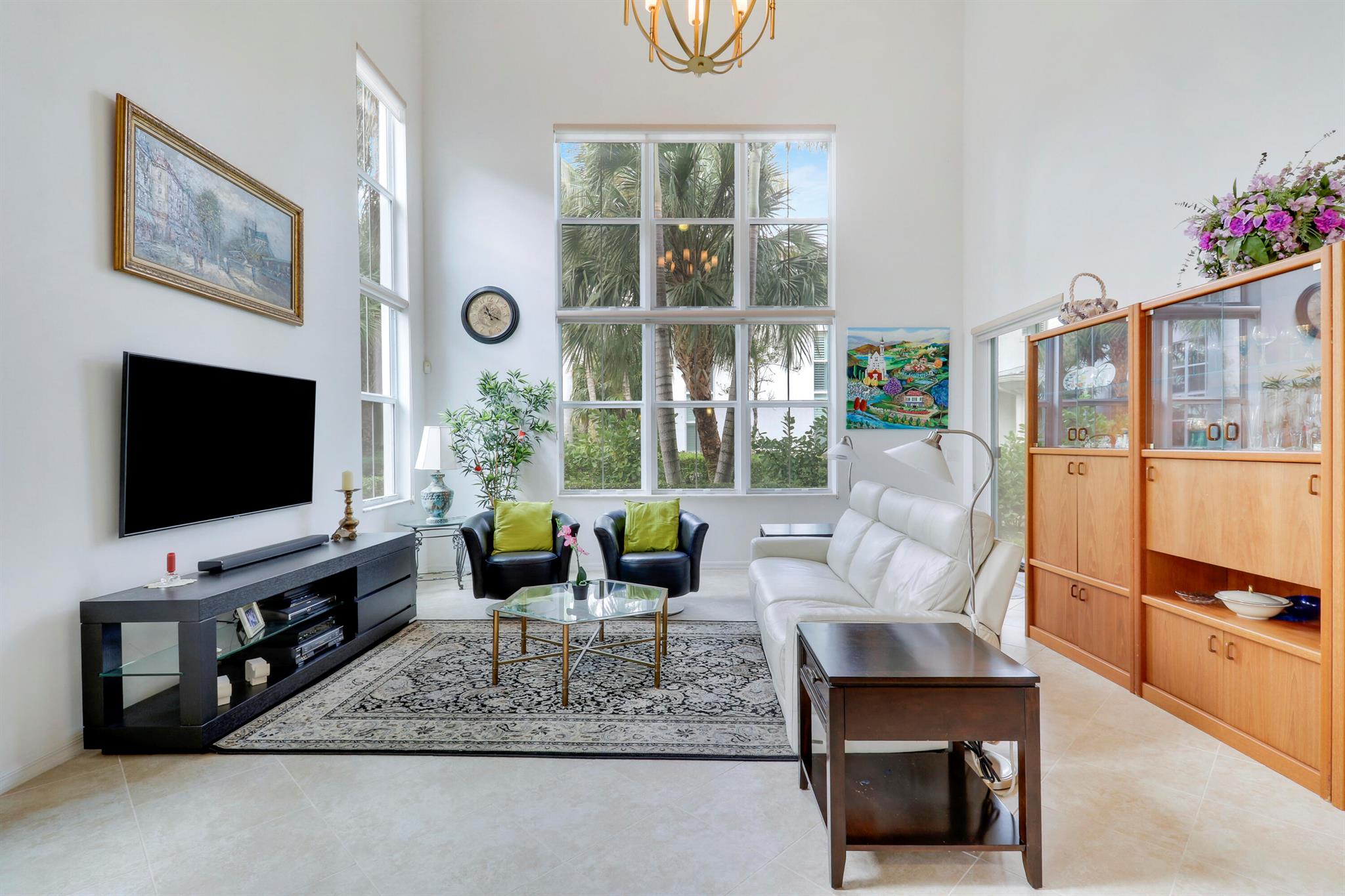 Hampton Cay - Residential