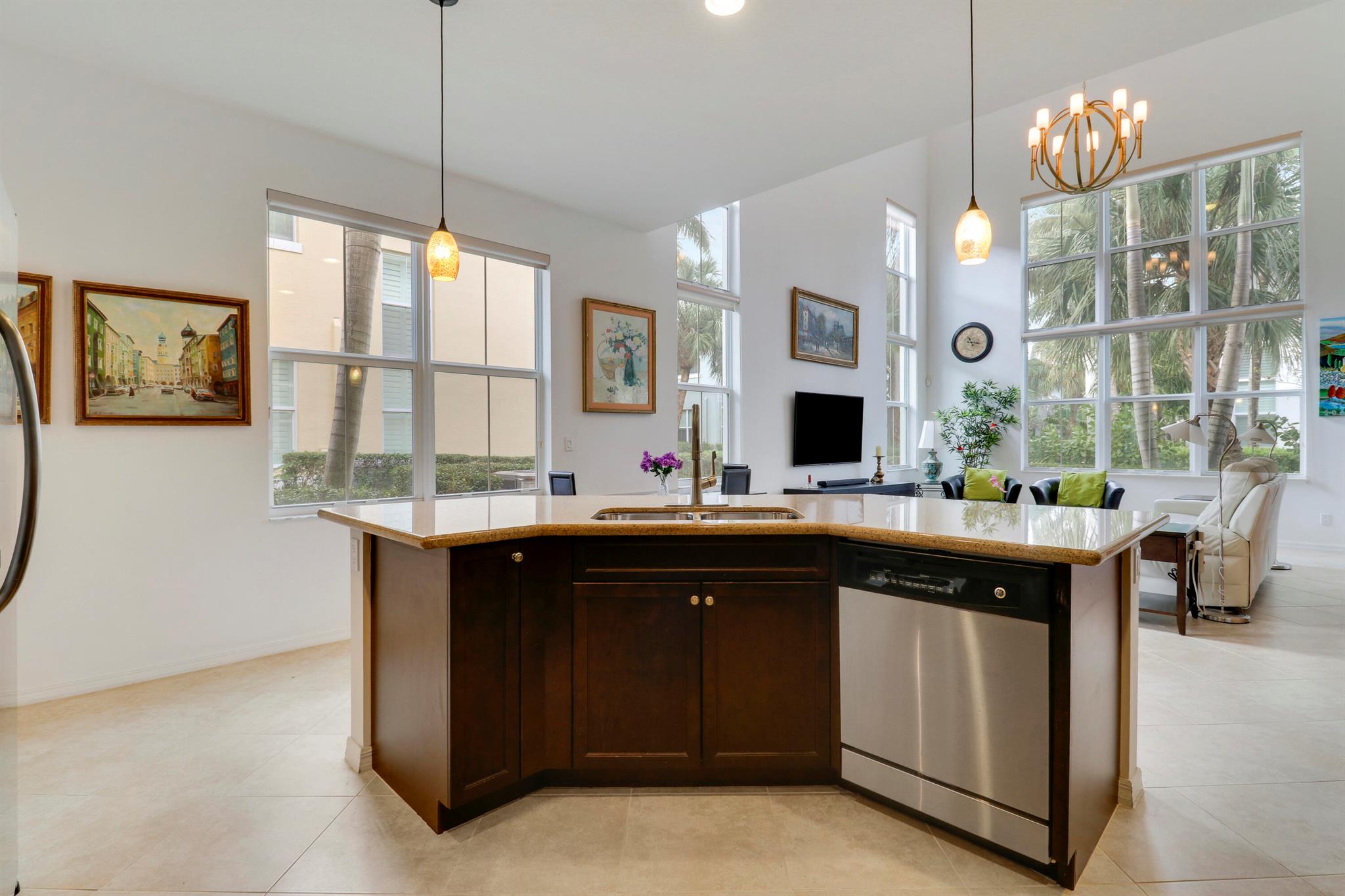 Hampton Cay - Residential