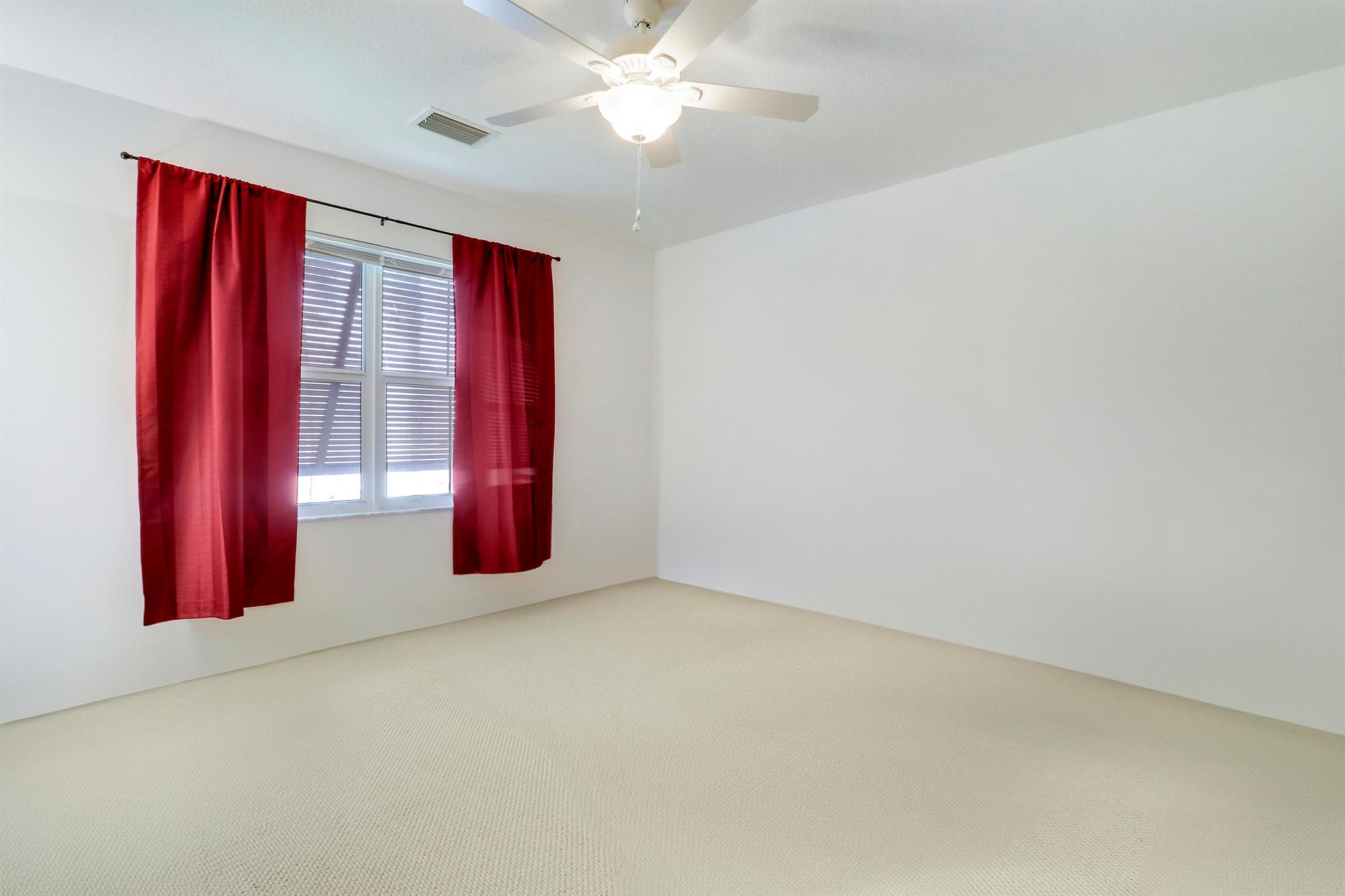 Hampton Cay - Residential