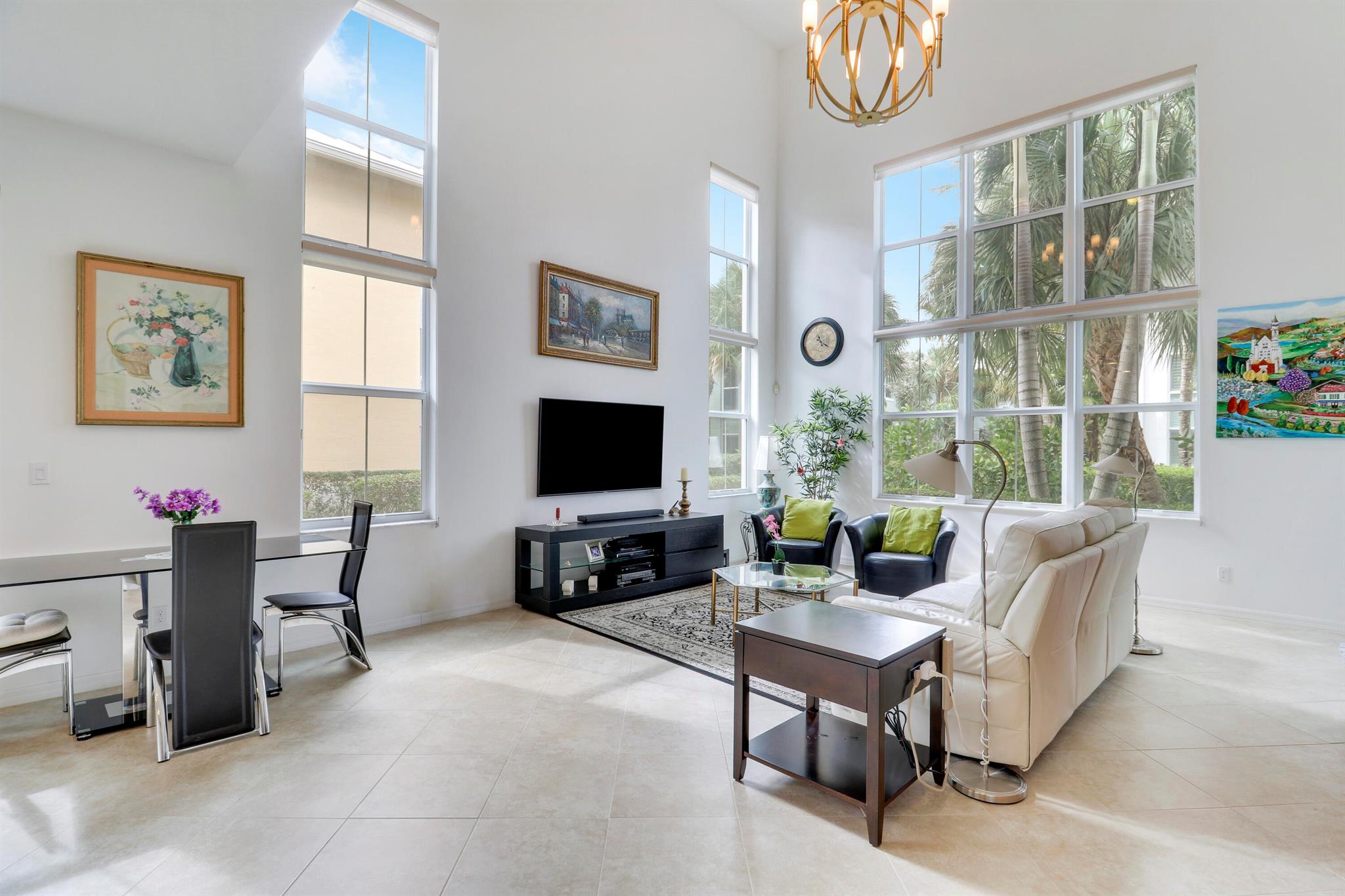 Hampton Cay - Residential