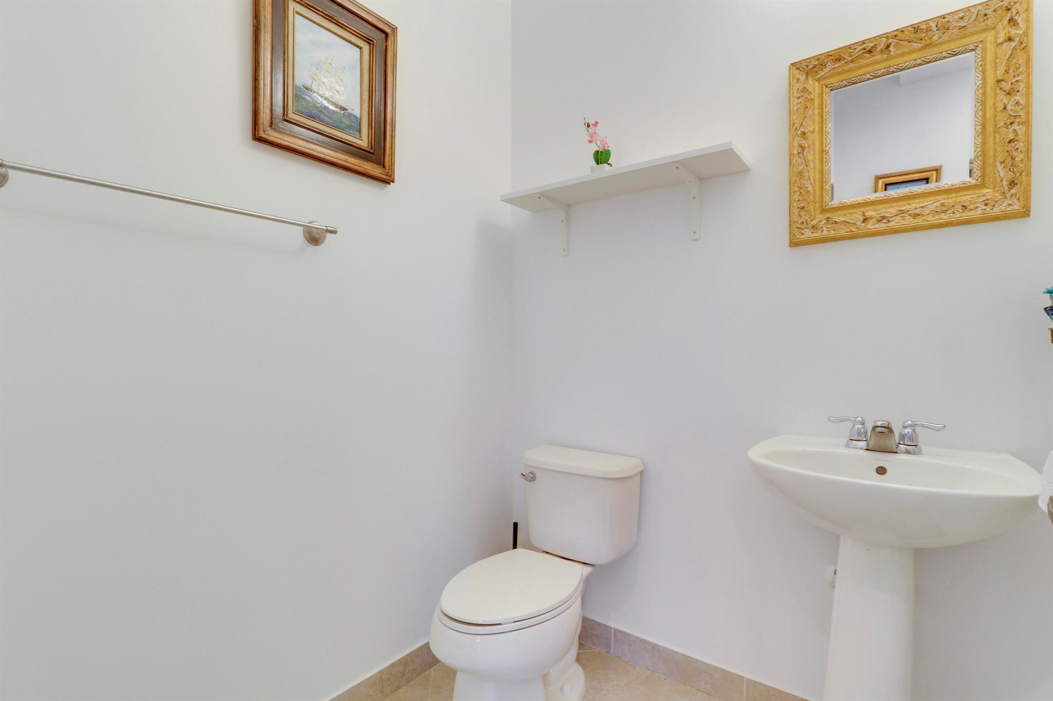 Hampton Cay - Residential