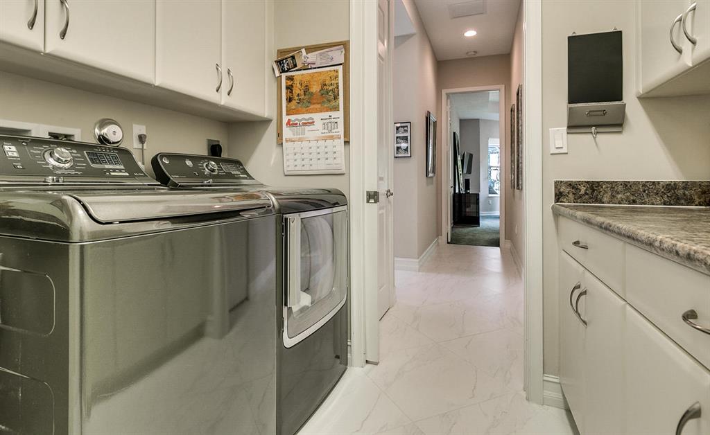 VALENCIA RESERVE - Residential