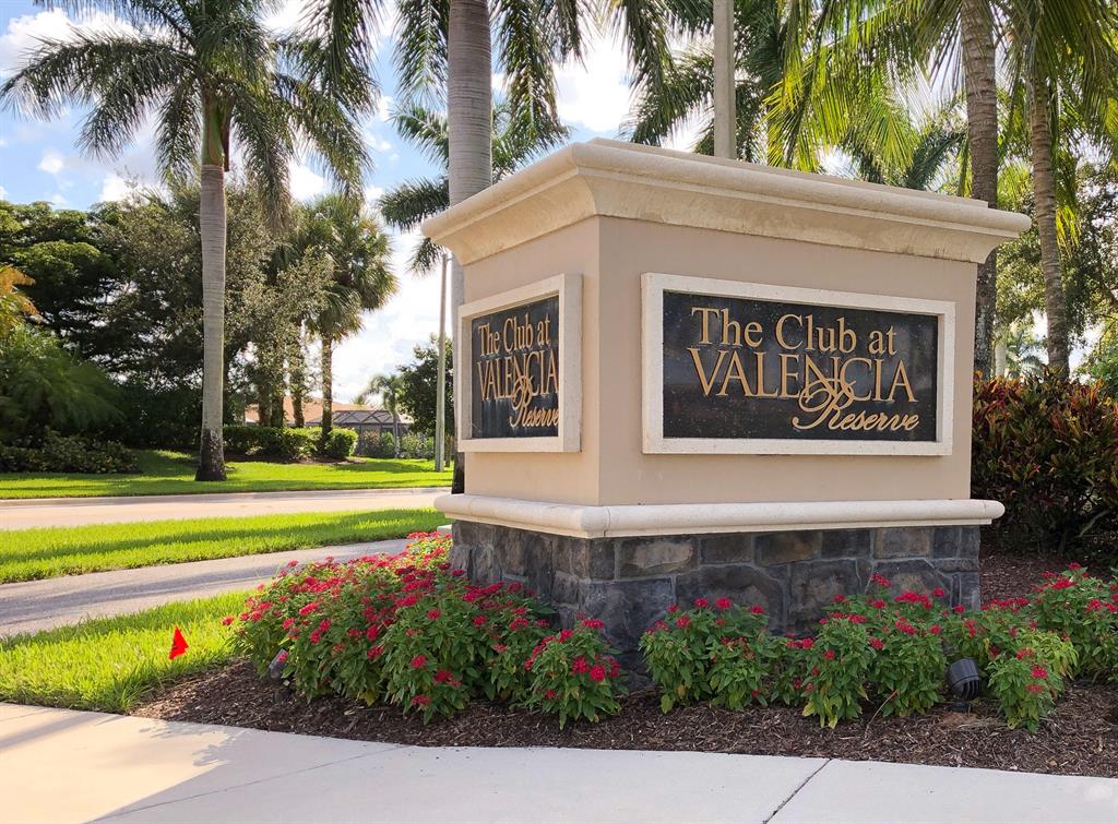 VALENCIA RESERVE - Residential