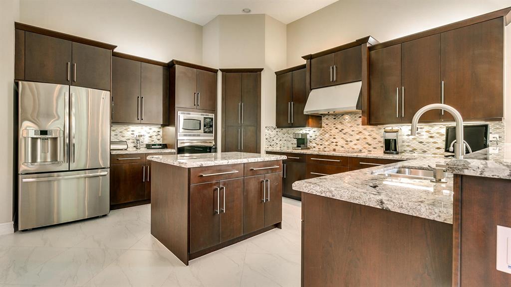 VALENCIA RESERVE - Residential