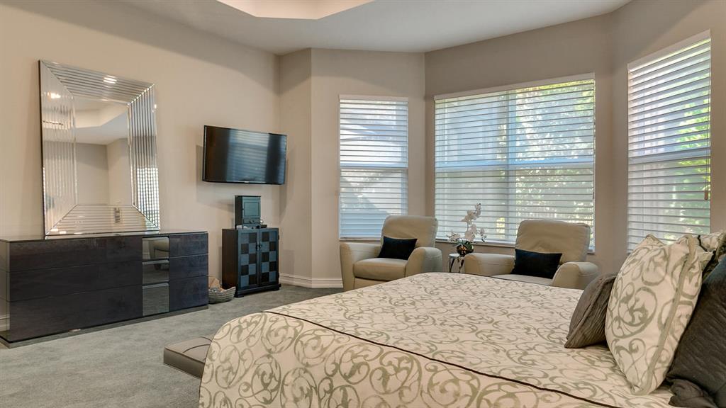 VALENCIA RESERVE - Residential