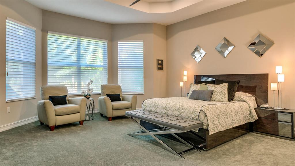 VALENCIA RESERVE - Residential