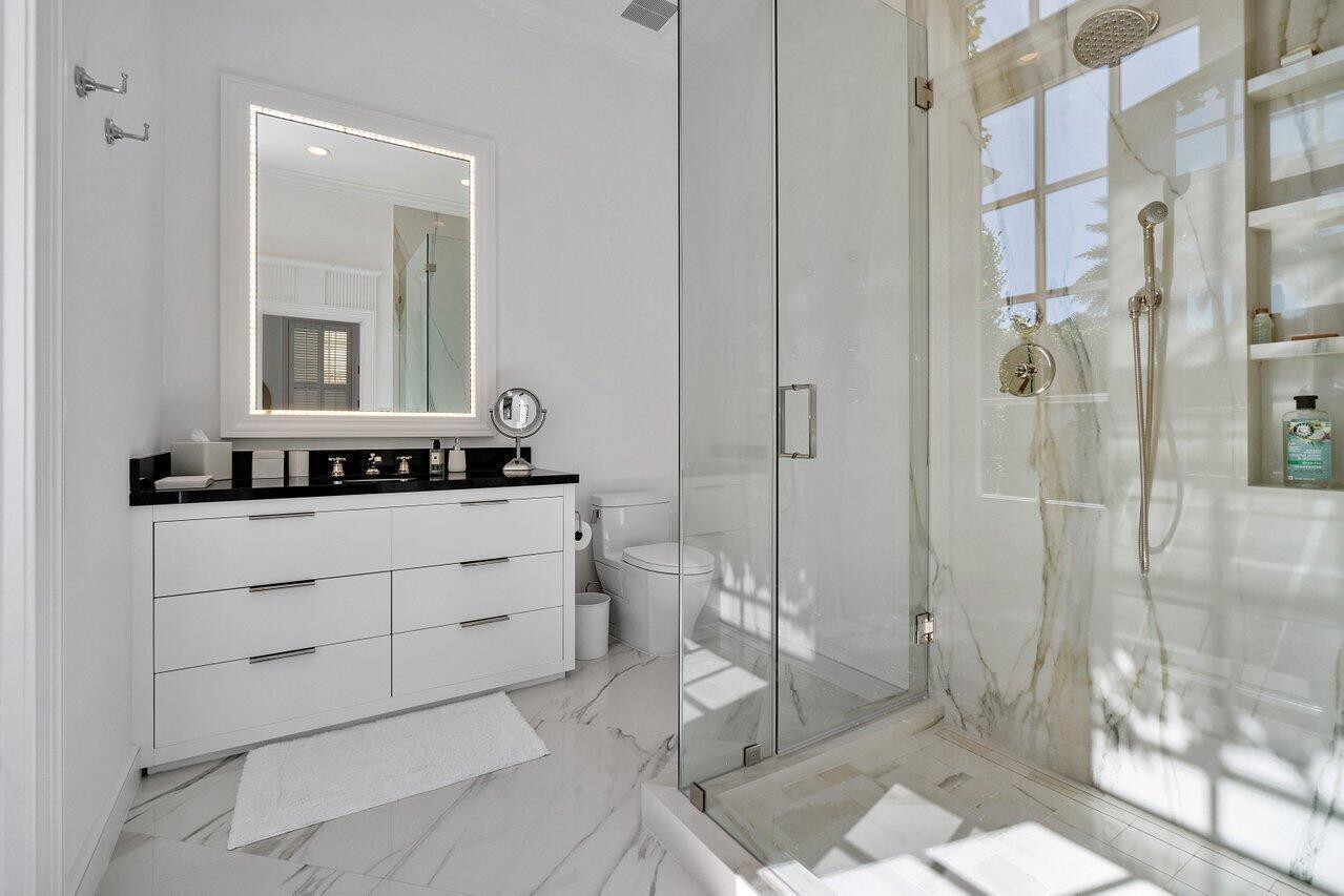 REGENTS PARK IN - Residential Lease