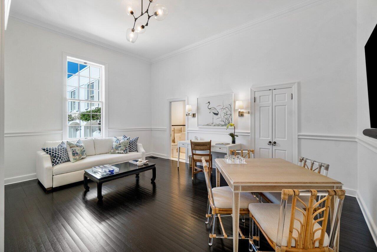 REGENTS PARK IN - Residential Lease