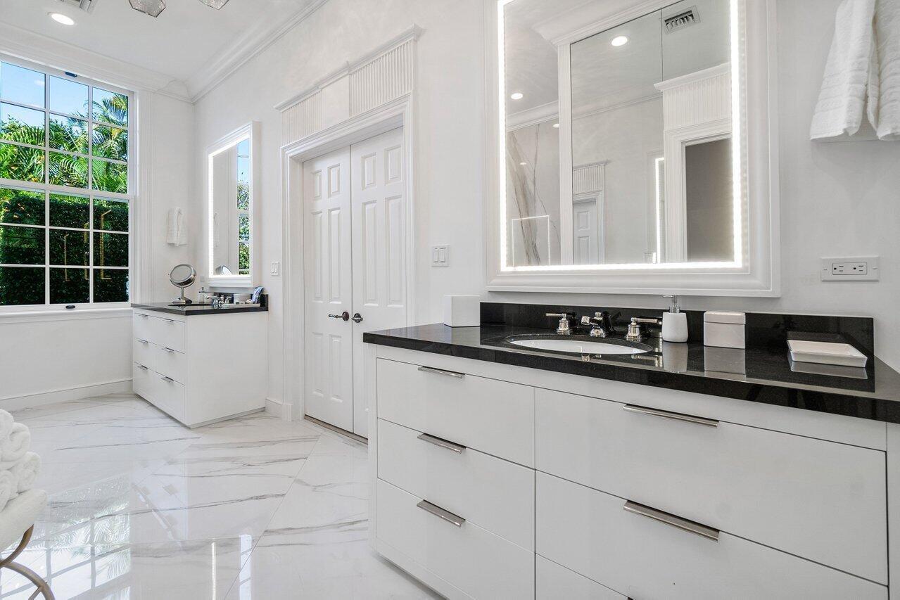 REGENTS PARK IN - Residential Lease