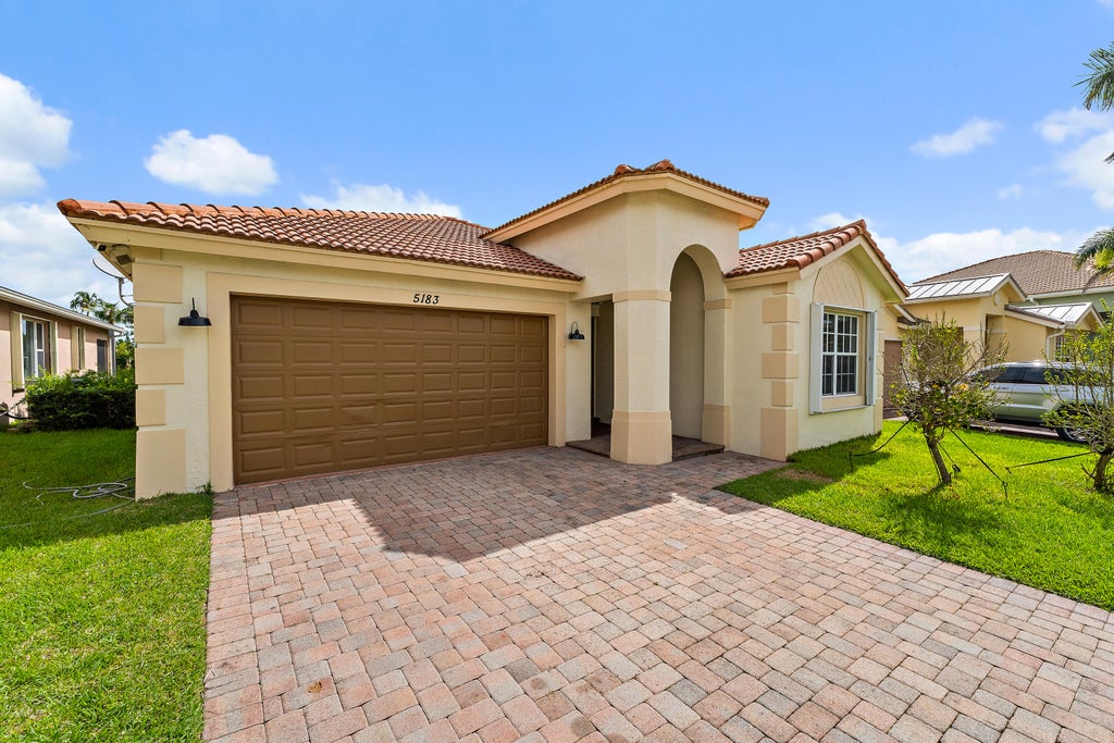 Photo of 5183 SE Graham Drive, Stuart, FL 34997 (MLS # B26087129)
