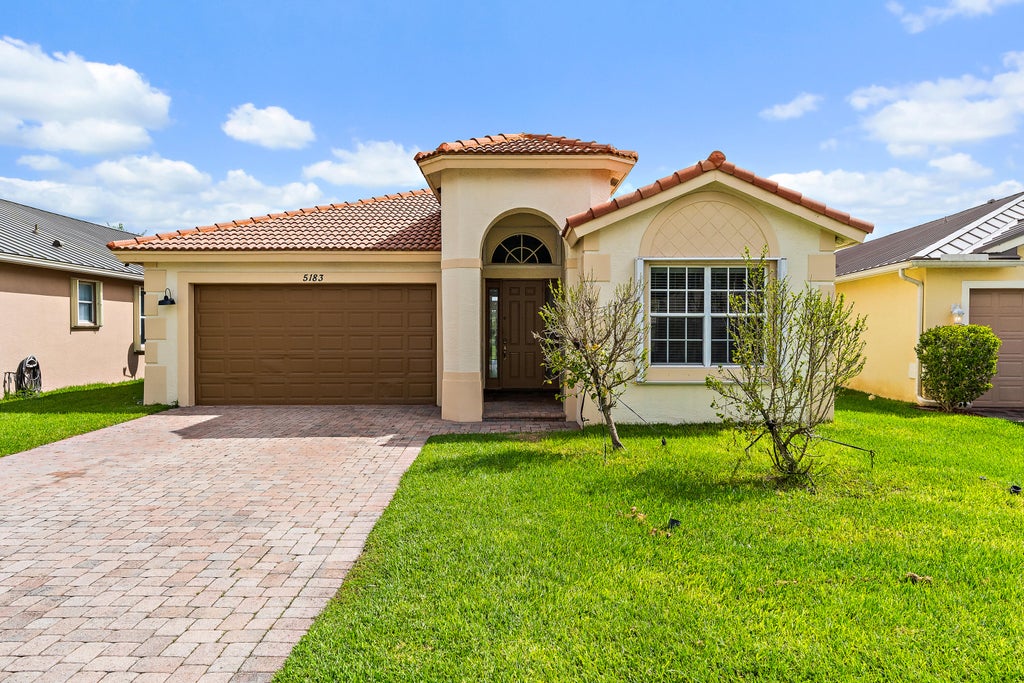 Photo of 5183 SE Graham Drive, Stuart, FL 34997 (MLS # B26087129)