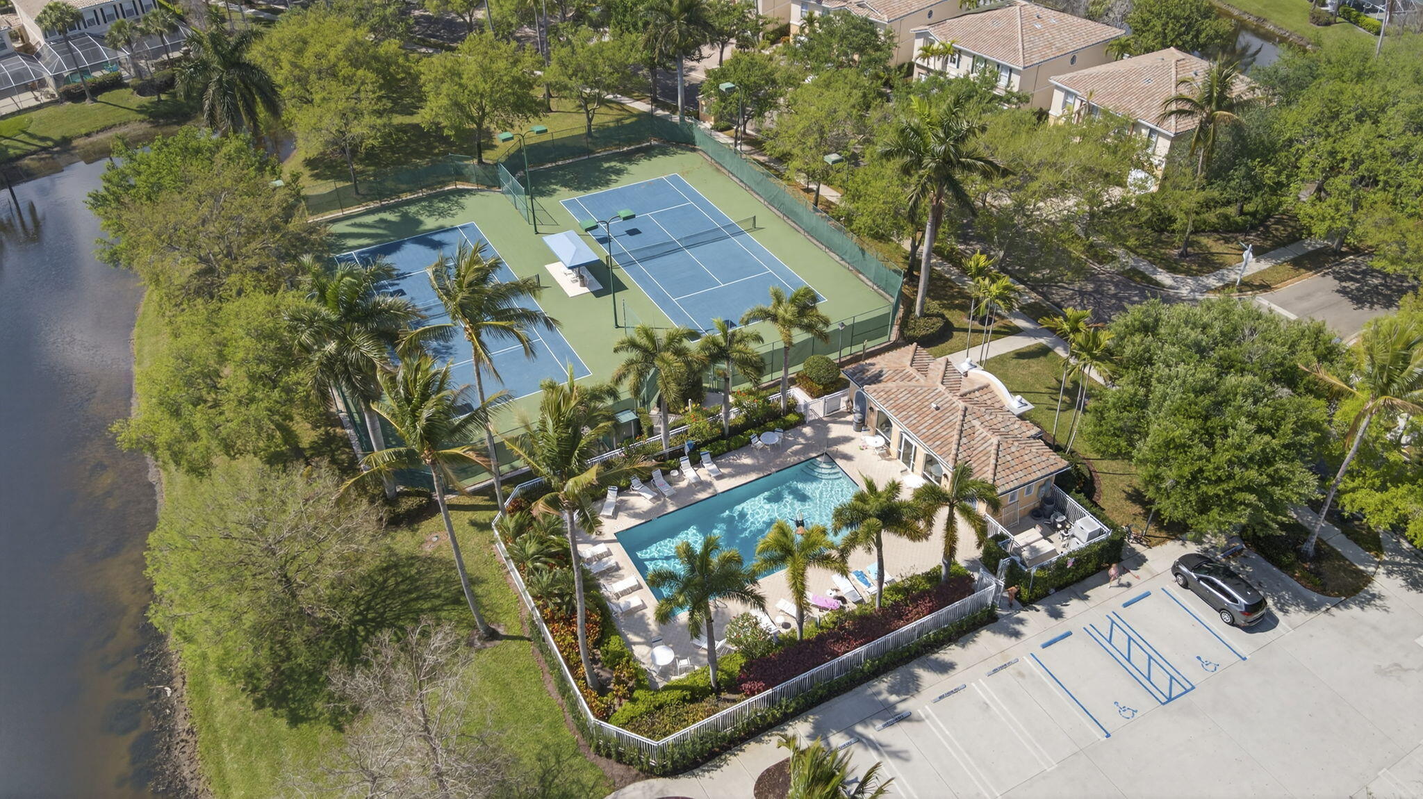 CATALINA LAKES - Residential