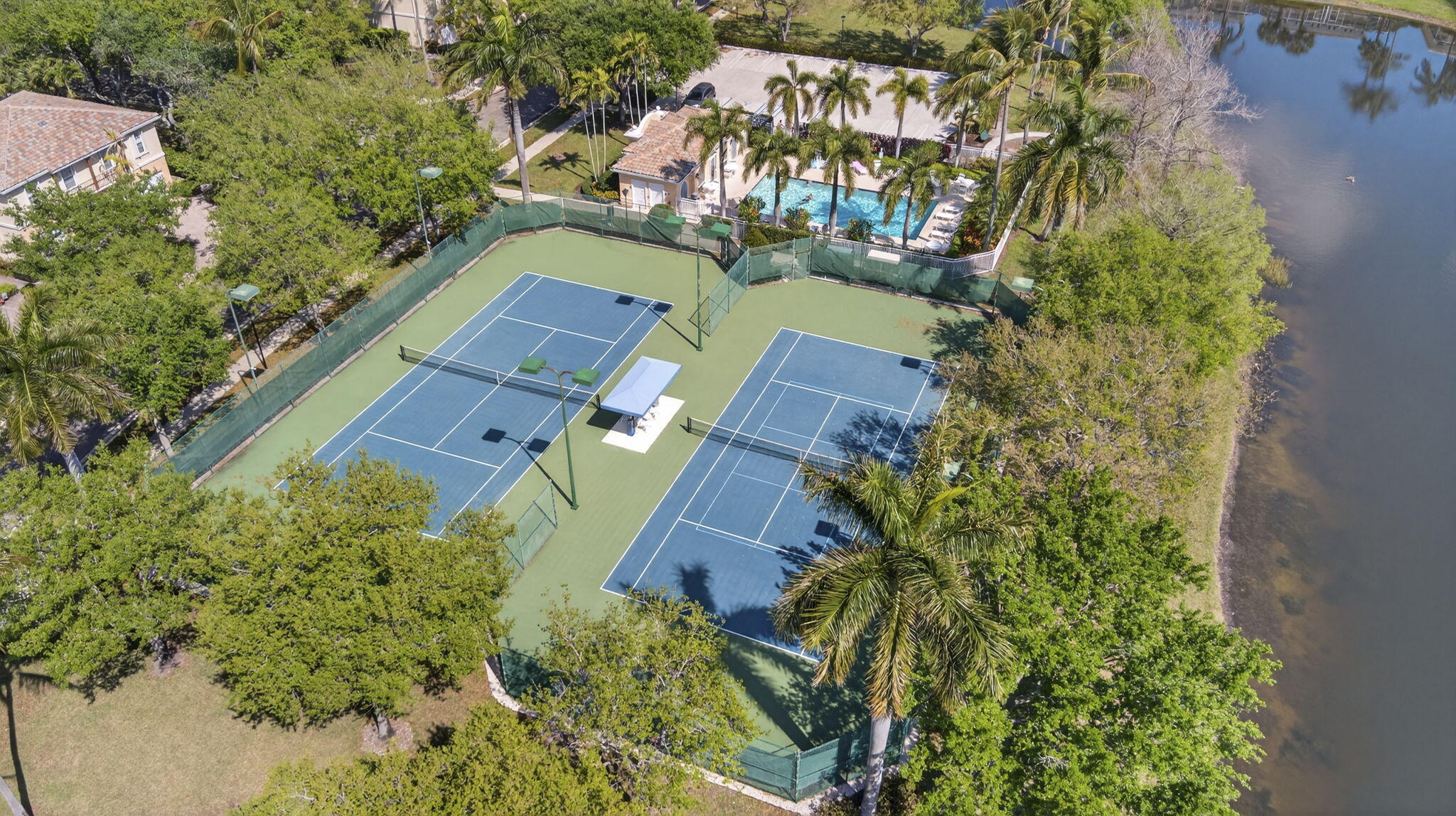 CATALINA LAKES - Residential