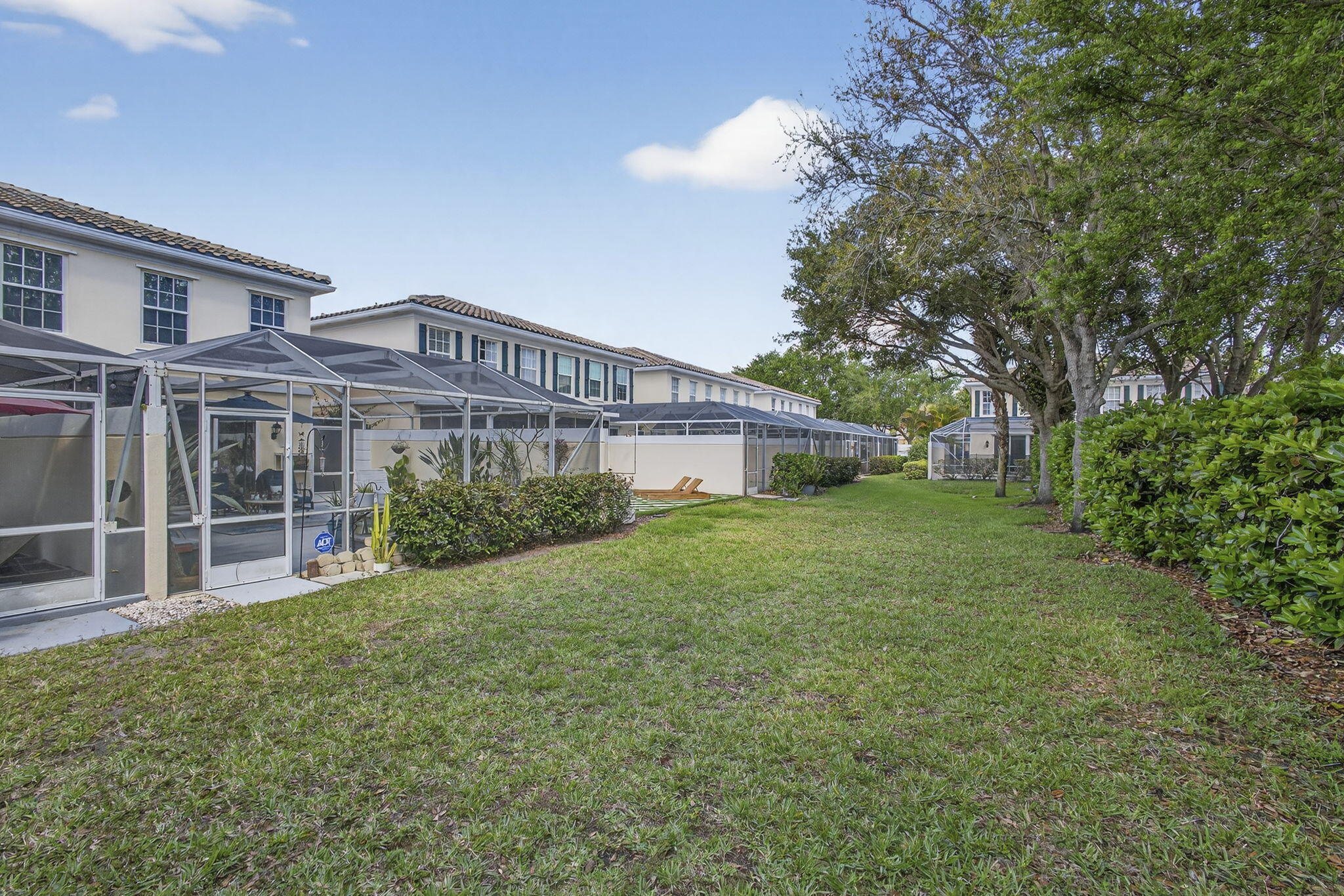 CATALINA LAKES - Residential