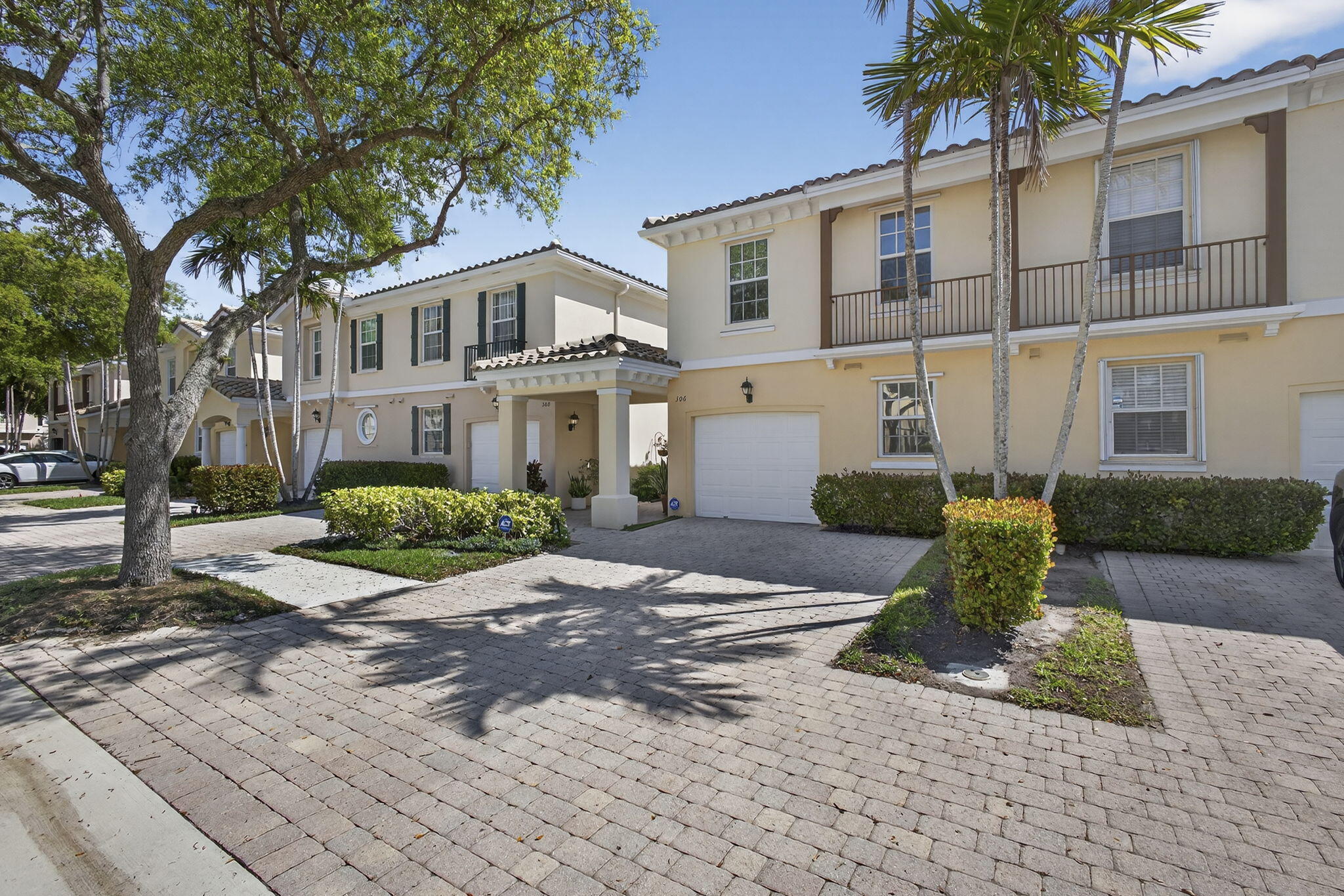 306 Salinas Drive