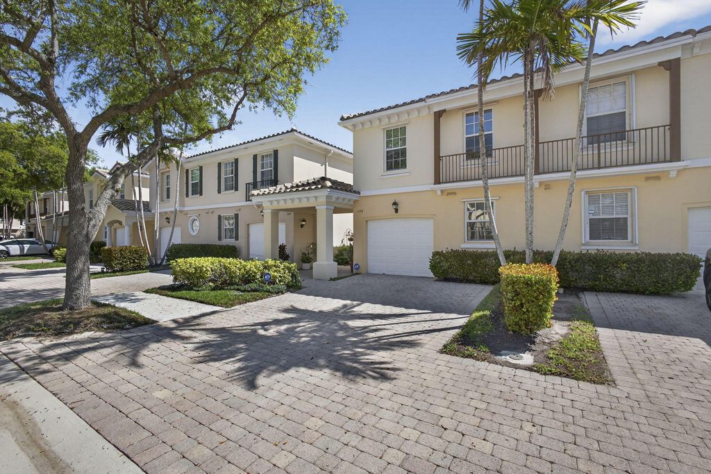 Photo of 306 Salinas Drive, Palm Beach Gardens, FL 33410 (MLS # B26023433)
