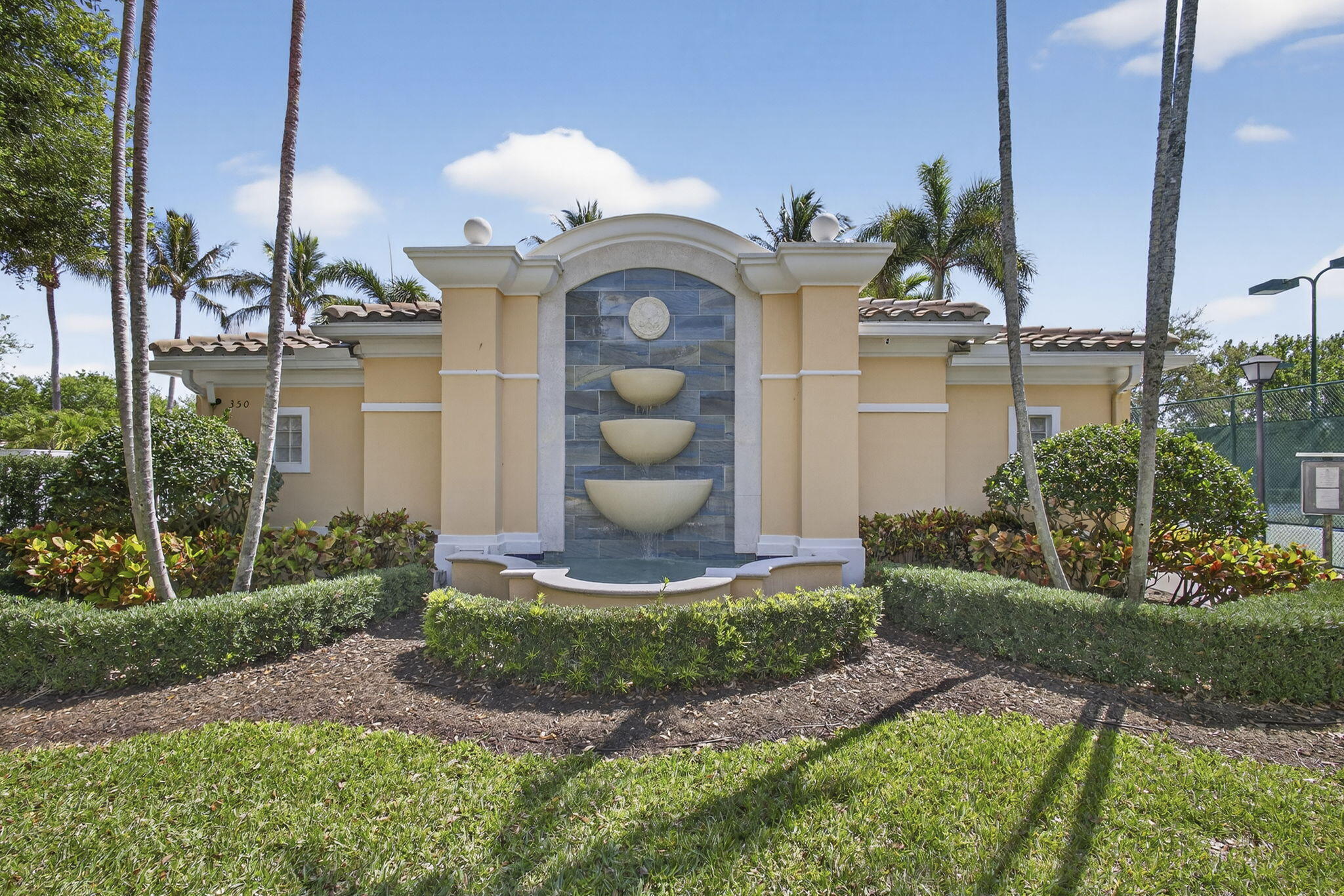 CATALINA LAKES - Residential