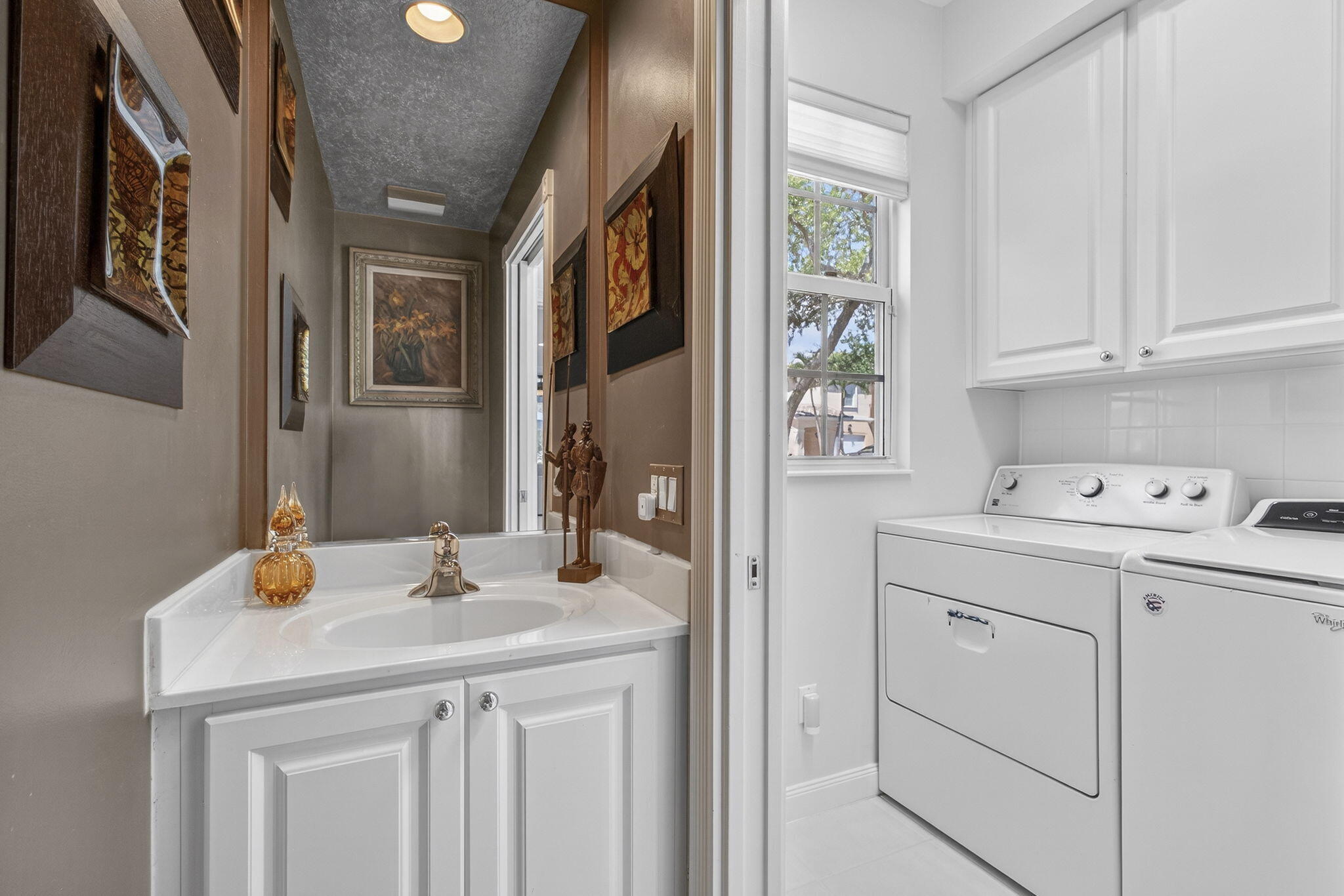 CATALINA LAKES - Residential