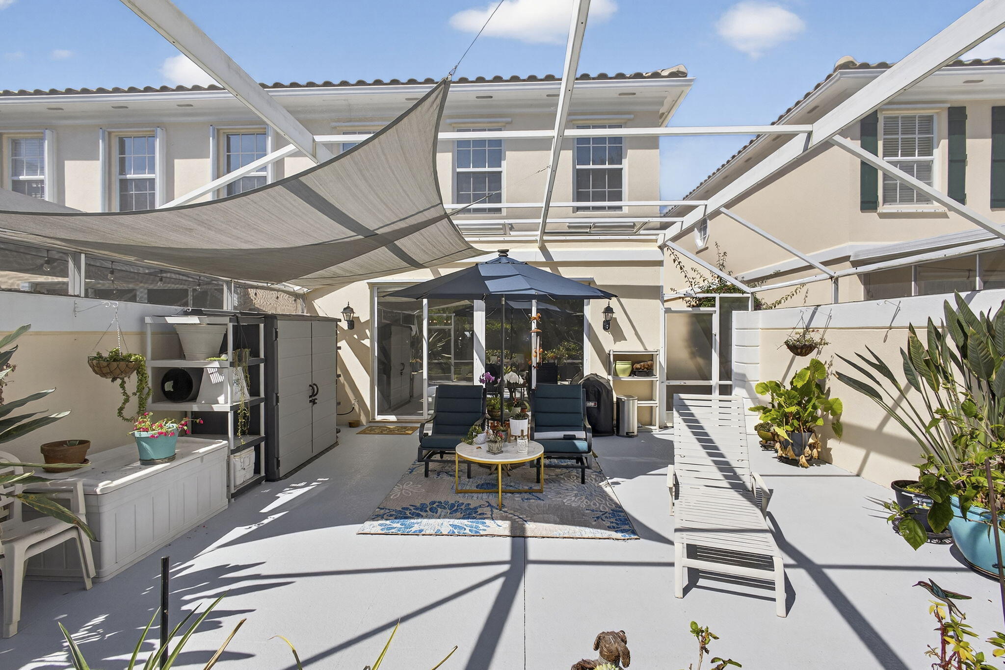 CATALINA LAKES - Residential