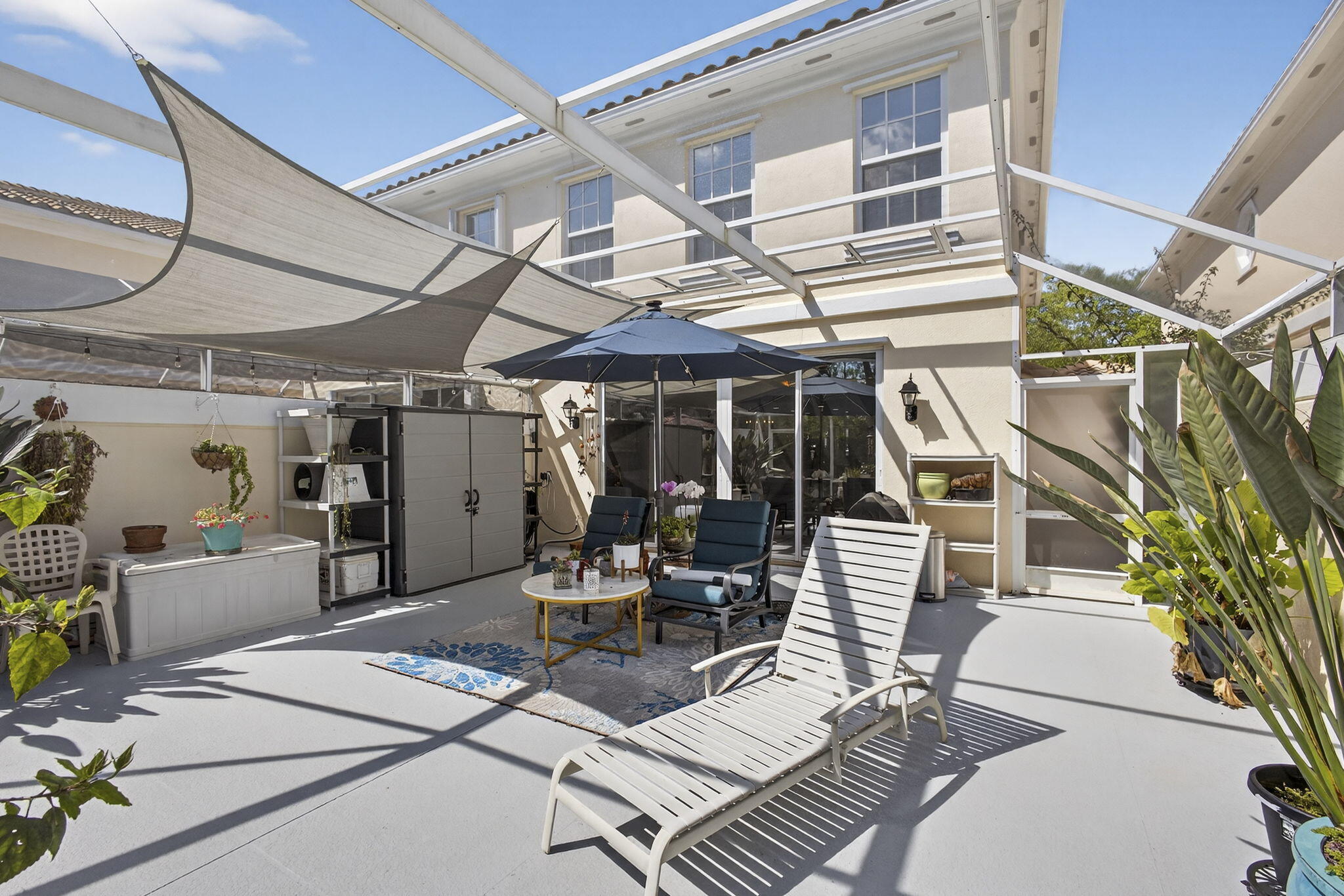 CATALINA LAKES - Residential