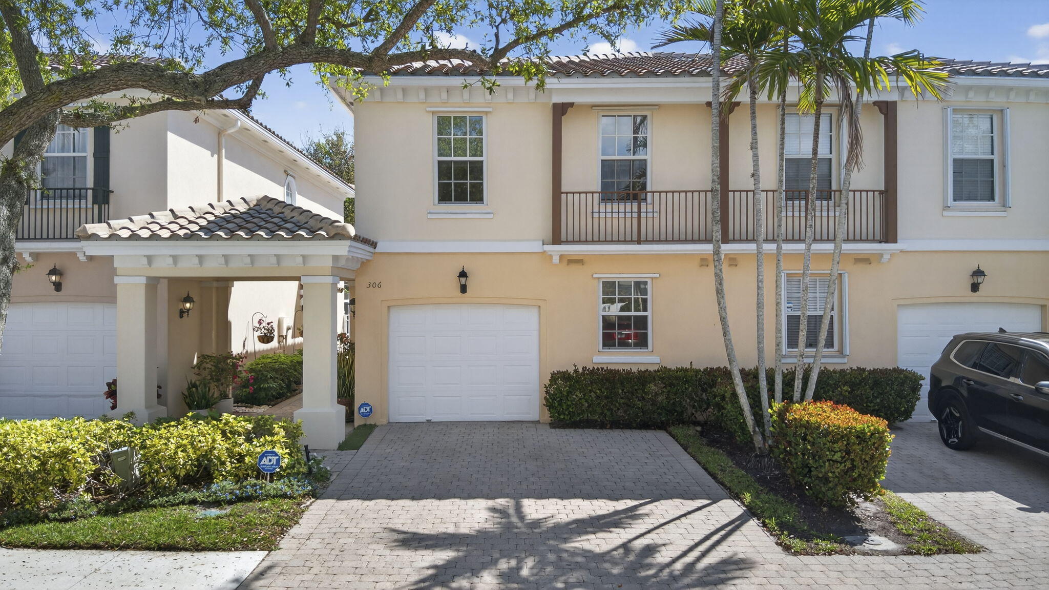 CATALINA LAKES - Residential