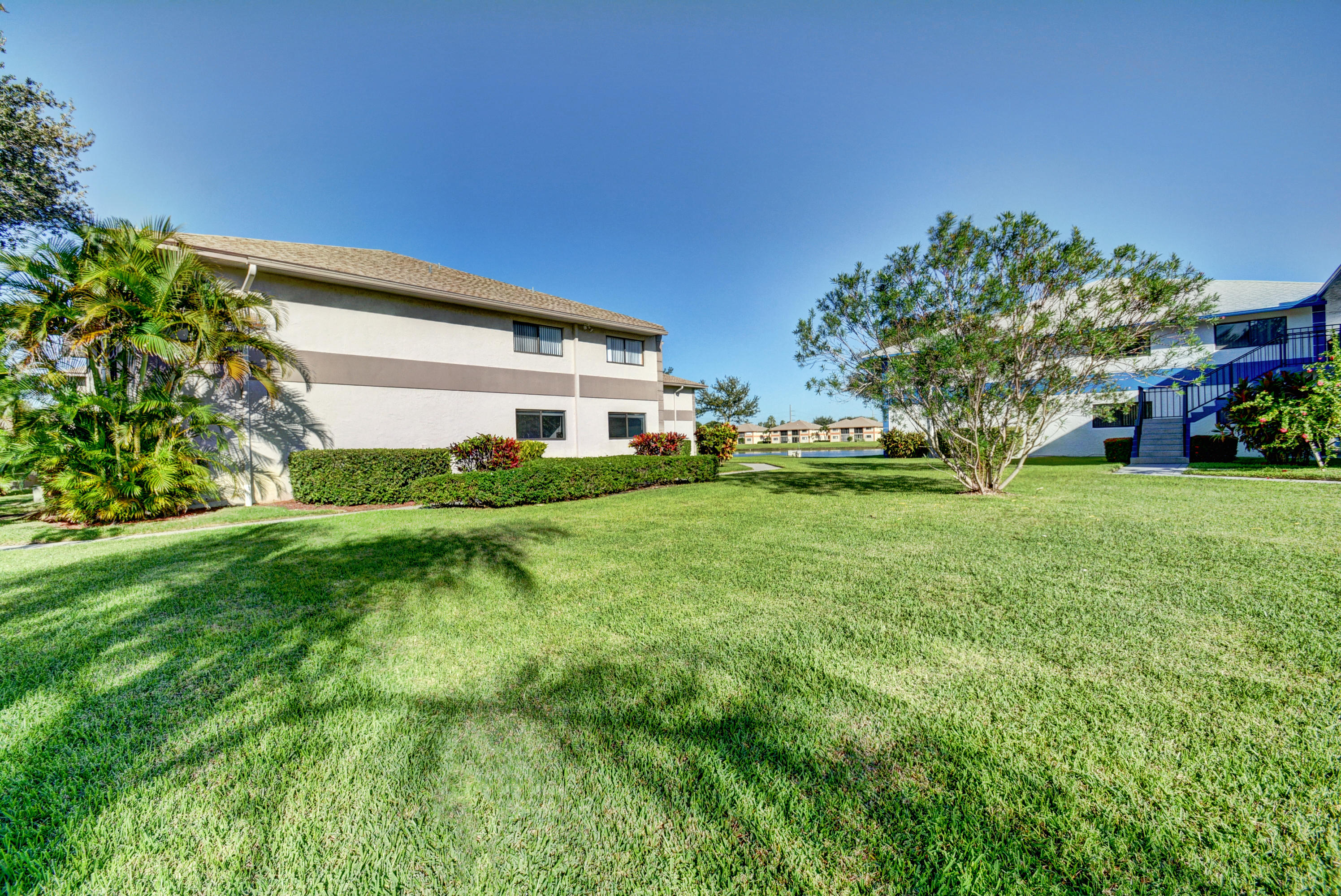 LAKES OF DELRAY - Residential