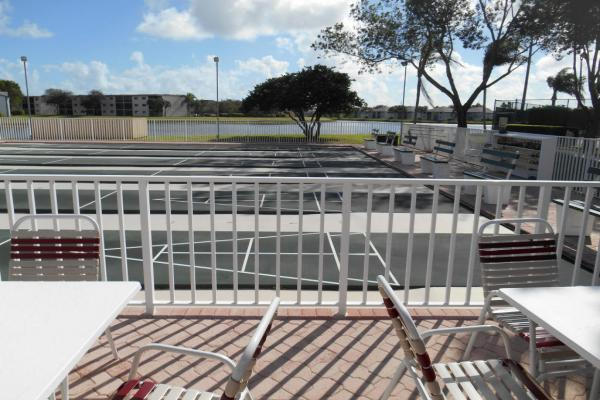 LAKES OF DELRAY - Residential