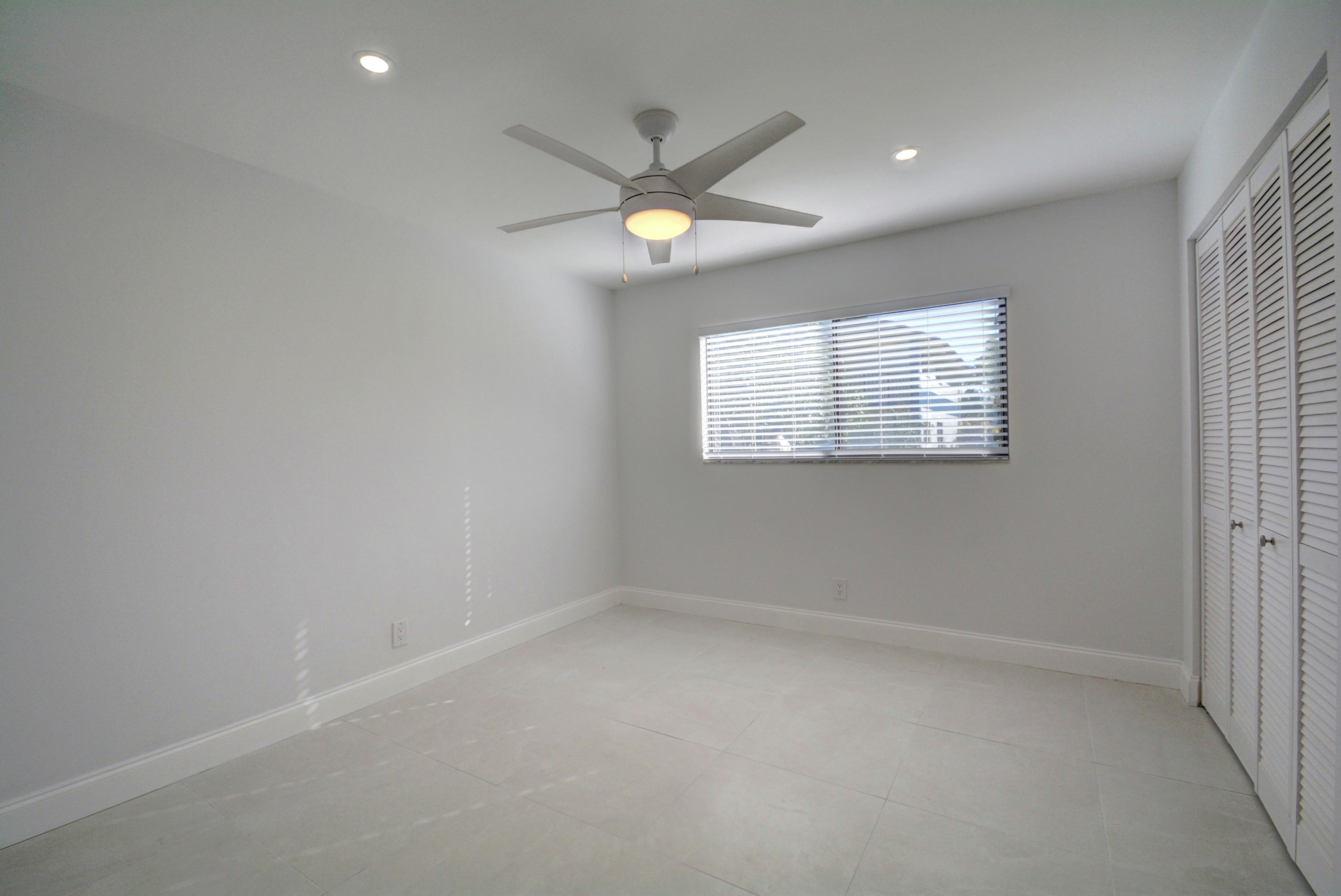 LAKES OF DELRAY - Residential