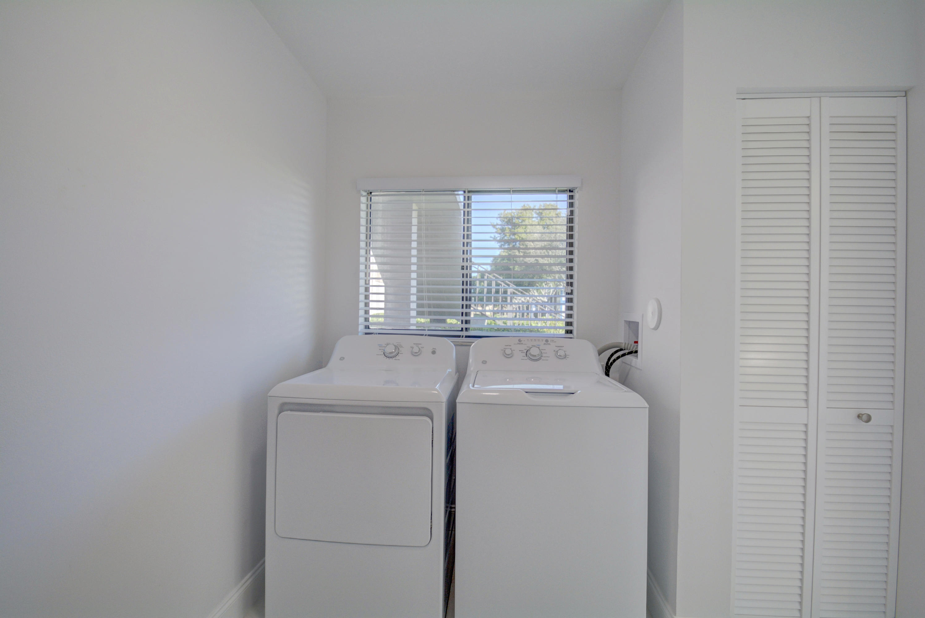 LAKES OF DELRAY - Residential