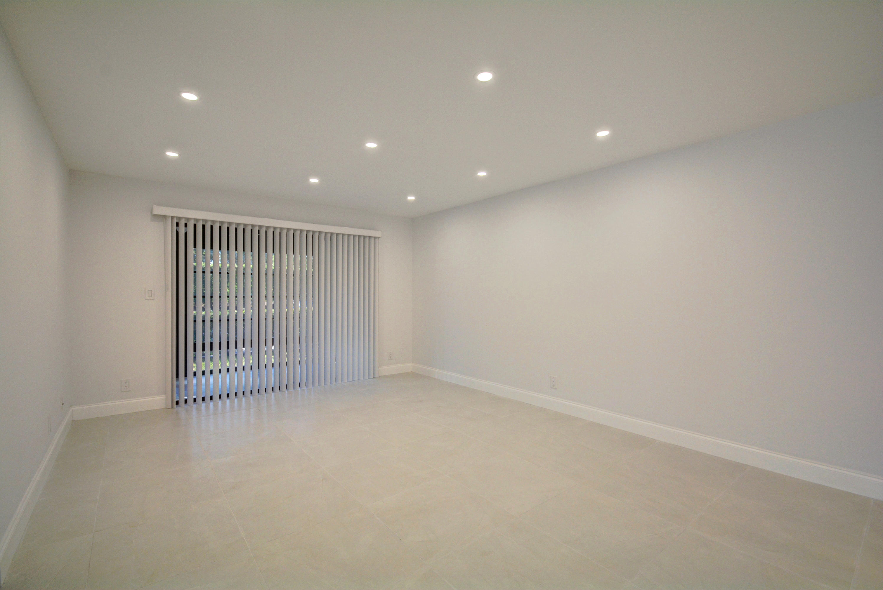 LAKES OF DELRAY - Residential