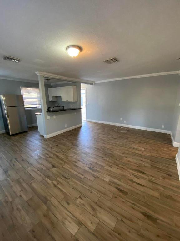 ESTATES OF SOUTH PALM BEACH ADD 1 - Residential Income