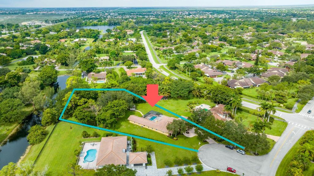 Photo of 22773 Ponderosa Drive, Boca Raton, FL 33428 (MLS # R10950497)